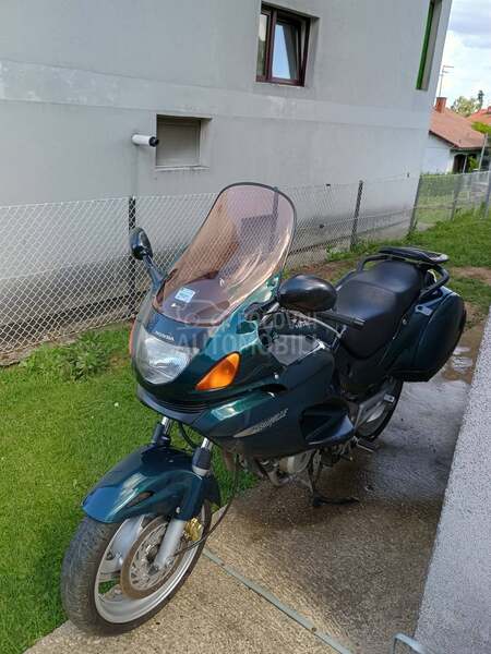 Honda NT 650 Deauville