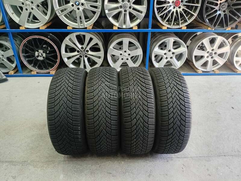 Continental 205/55 R16 Zimska