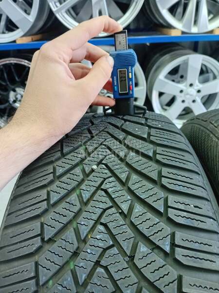 Continental 205/55 R16 Zimska