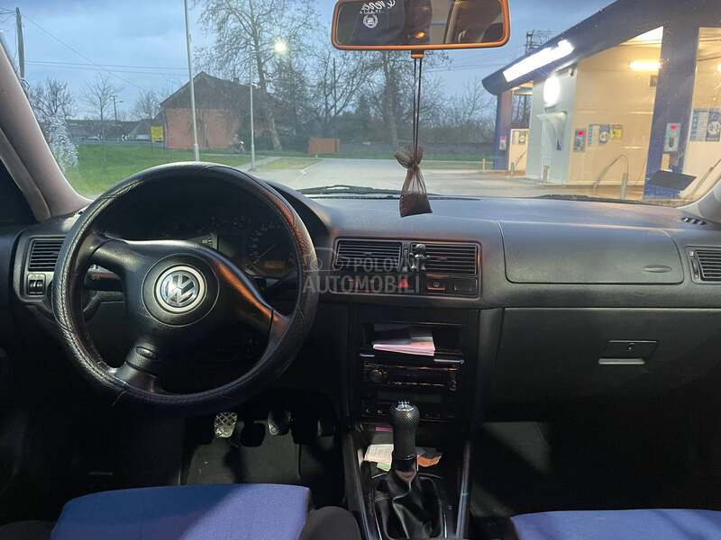 Volkswagen Golf 4 