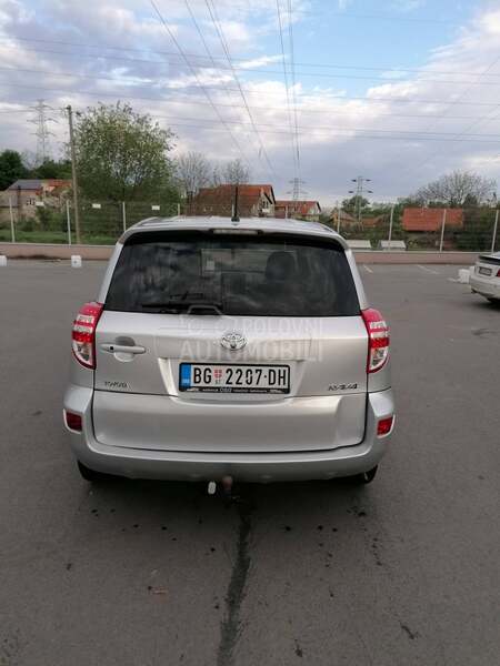 Toyota RAV 4 platinum