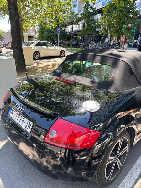 Audi TT 