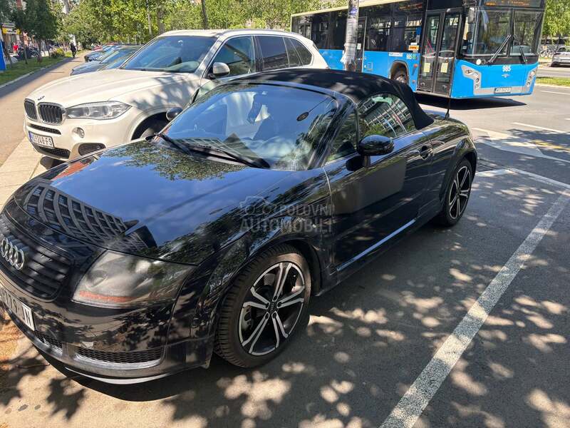 Audi TT 