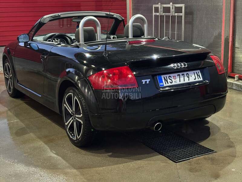 Audi TT 