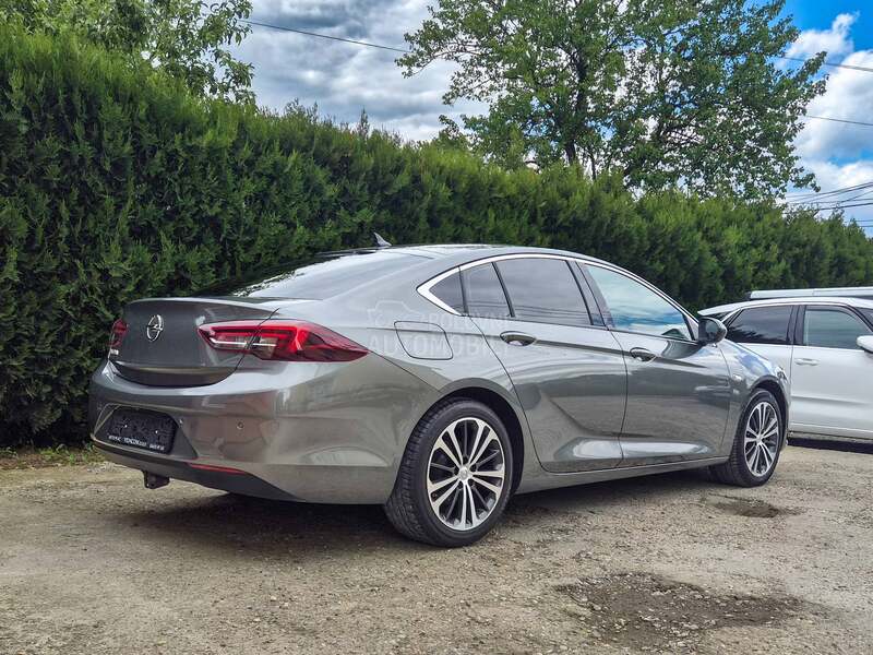 Opel Insignia GRAND SPORT/1.6 CDTI