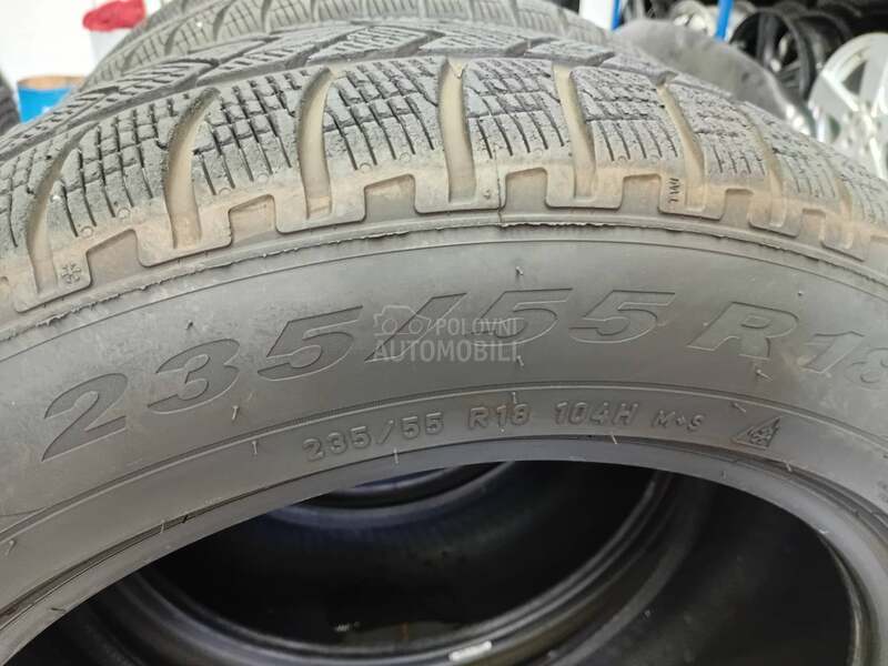 Pirelli 235/55 R18 Zimska