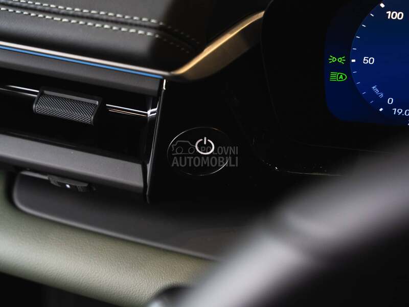 Porsche Macan 4S Electric