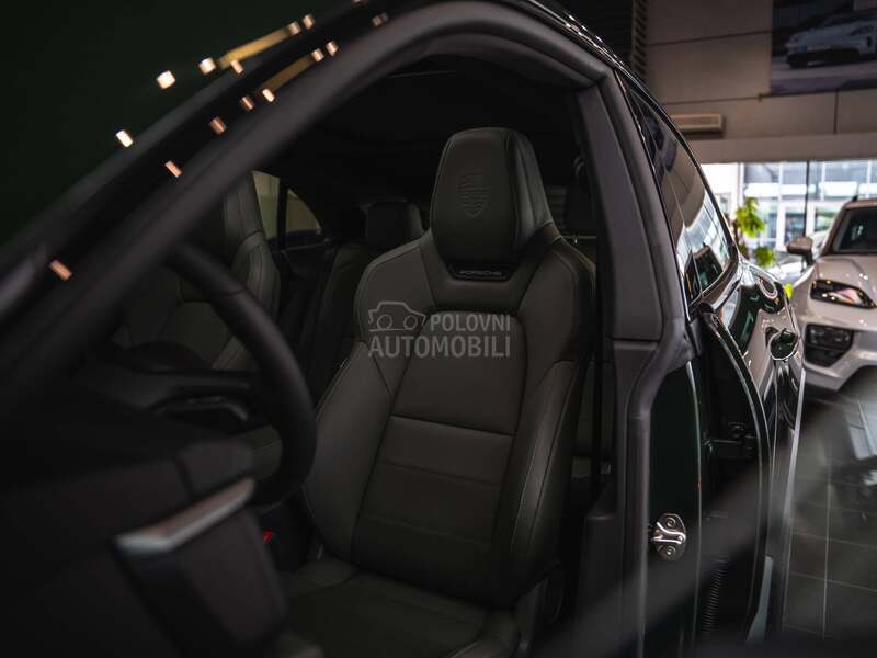 Porsche Macan 4S Electric