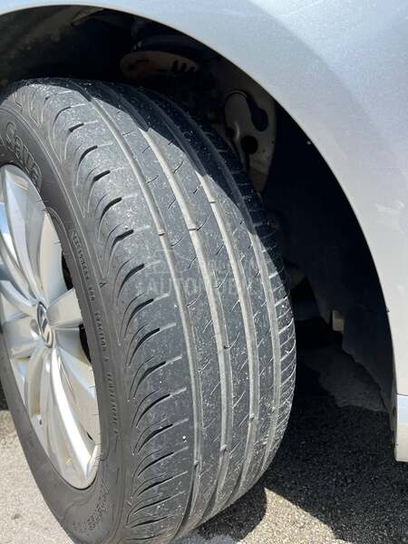 Volkswagen Passat B7 2.0 TDI