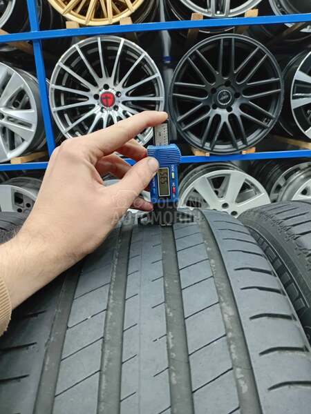 Michelin 235/55 R19 Letnja