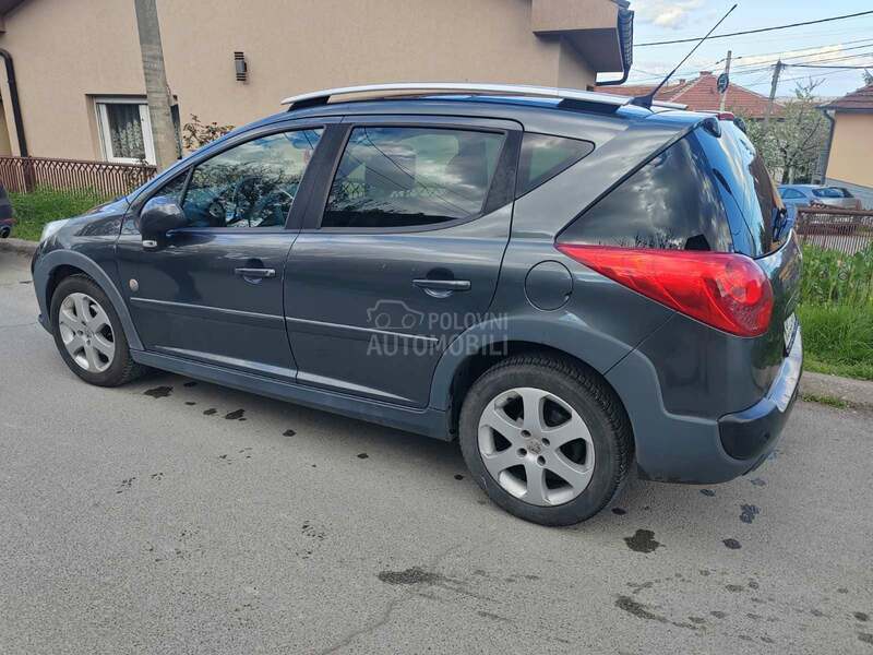 Peugeot 207 1.6
