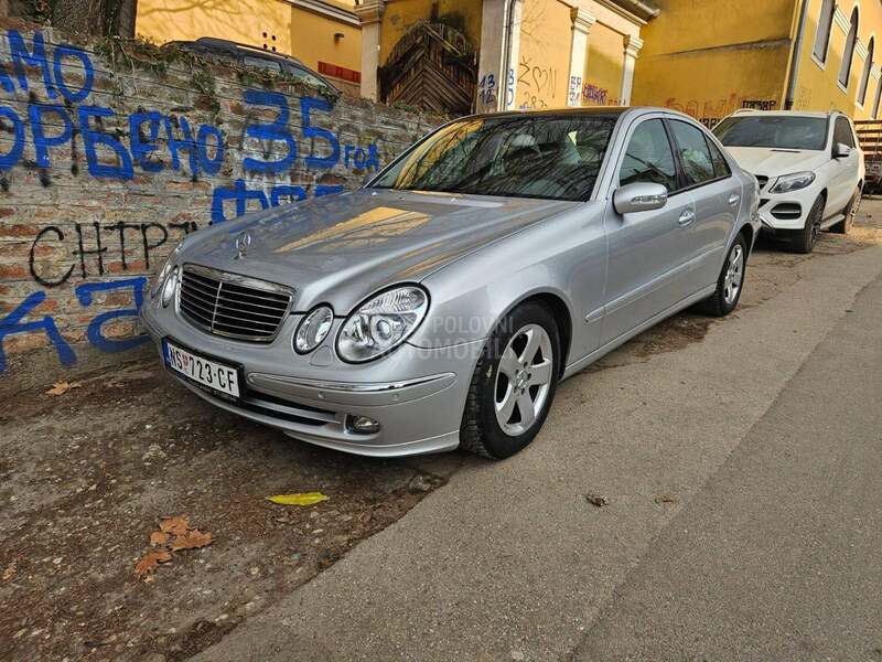 Mercedes Benz E 200 NTG