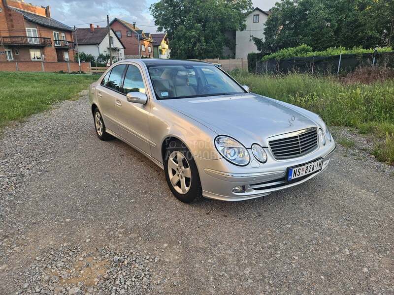Mercedes Benz E 200 NTG