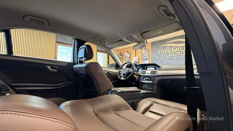 Mercedes Benz E 300 //2.2D/HYBRID/FUL