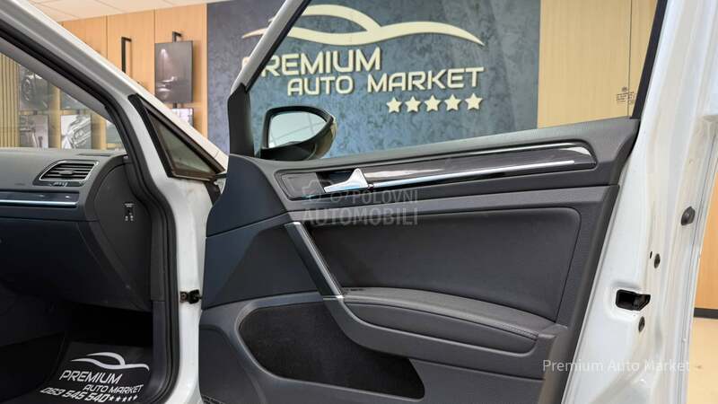 Volkswagen Golf 7 /1.6 TDI/R-LINE/PANO
