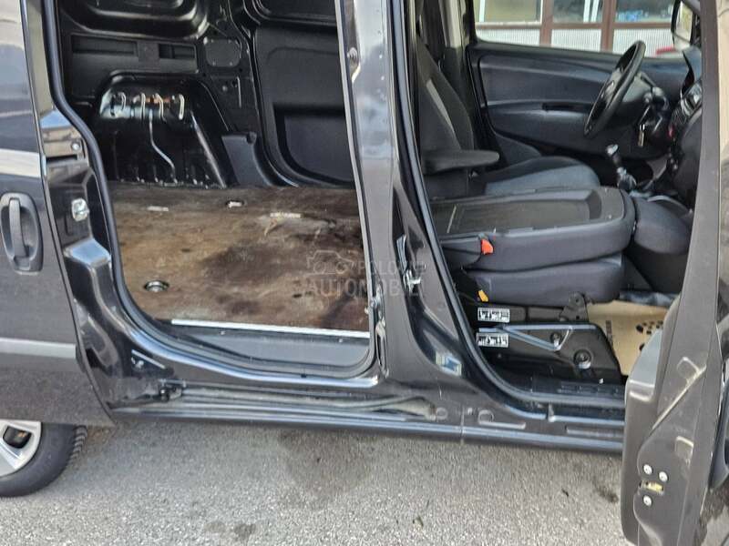 Fiat Doblo KREDlT