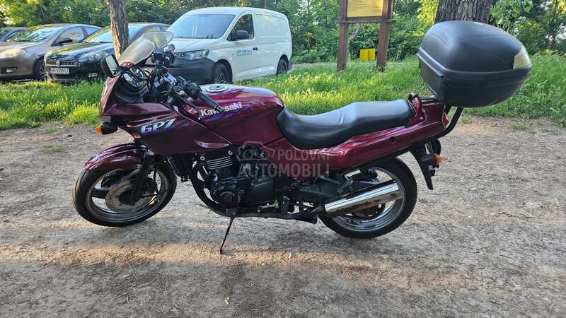 Kawasaki GPZ 500s