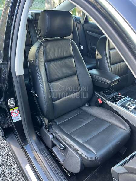Audi A6 2.0tdi / N.A.V.I