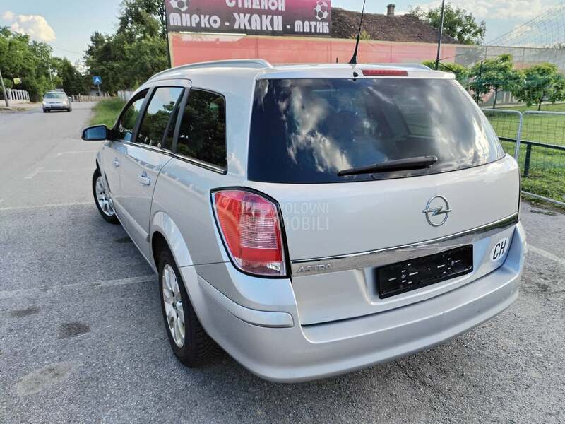 Opel Astra H 1.6 c van CH