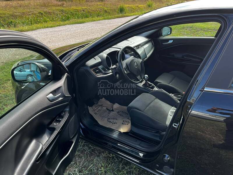 Alfa Romeo Giulietta 