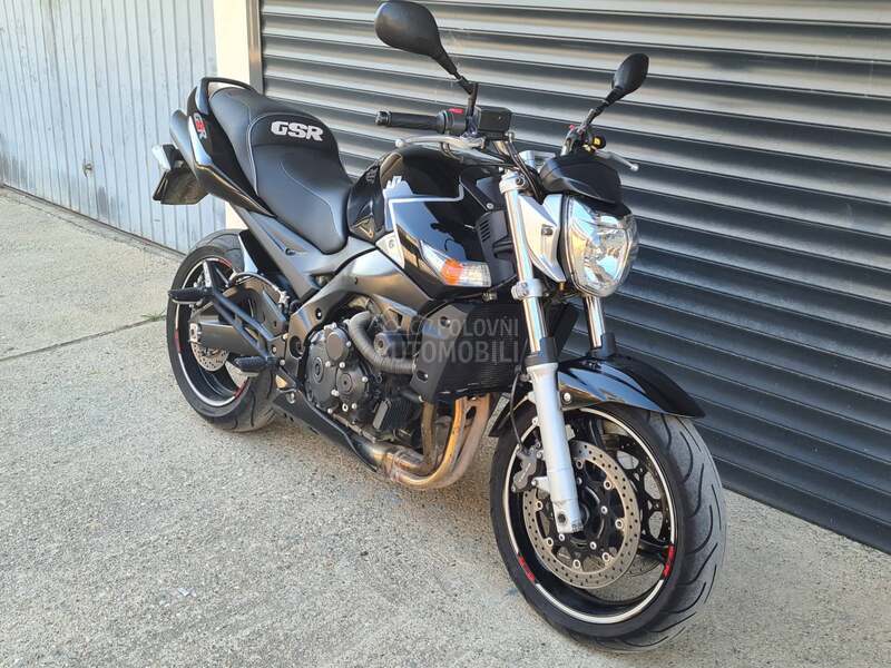 Suzuki GSR 600