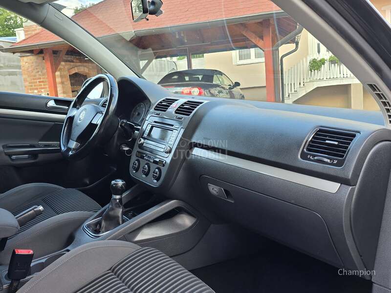 Volkswagen Golf 5 1.9 TDI SPORTLINE