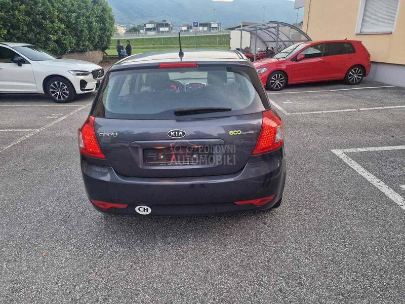 Kia cee`d 1.4 ISG
