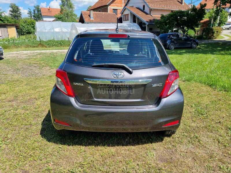 Toyota Yaris 1.3 kamera/ch
