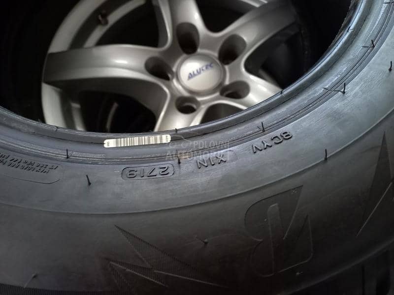 Bridgestone 215/70 R16 Sve sezone
