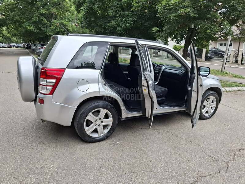 Suzuki Grand Vitara 1.9 D 4/4 GRAND