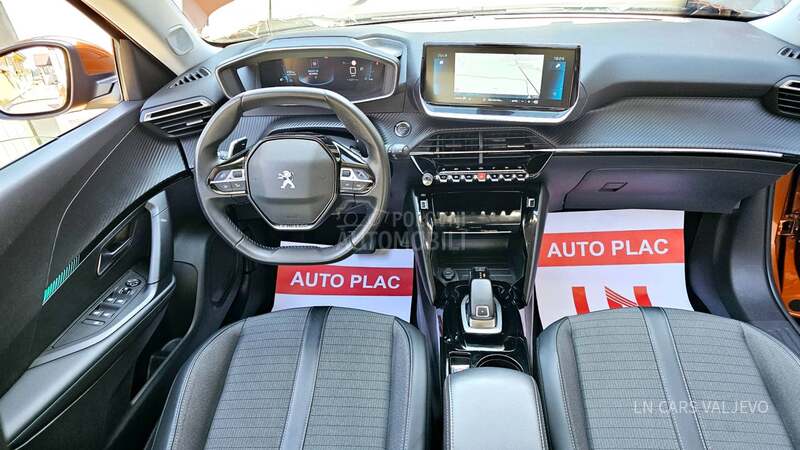 Peugeot 2008 ALLURE/MALA KM/N0V