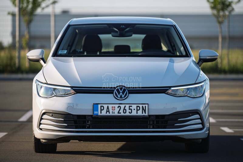 Volkswagen Golf 8 1.5TGI/DSG/CNG