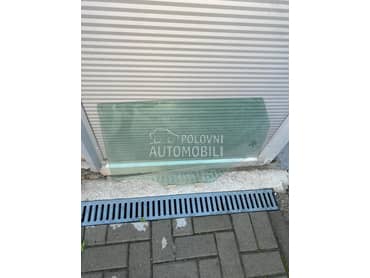 Zadnje levo staklo za Nissan Qashqai od 2013. do 2021. god.