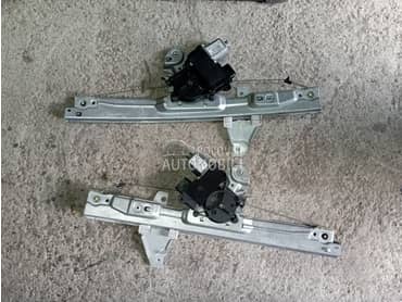 Prednji podizaci za Peugeot 308