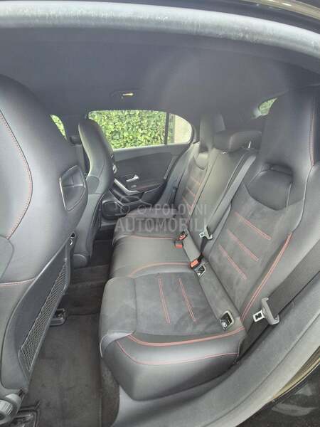 Mercedes Benz A 180 AMG black.edition