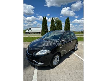 Lancia Ypsilon 1.2b