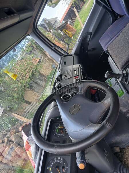 Mercedes Benz Atego 818