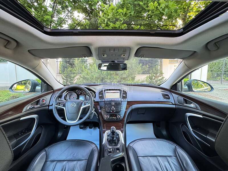 Opel Insignia COSMO/LED/KOŽA/NAV