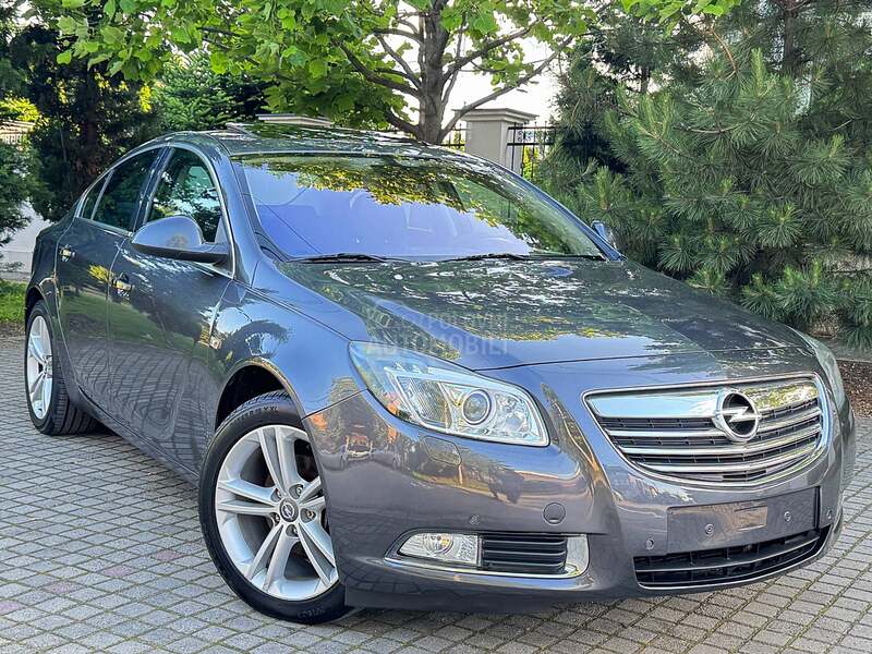 Opel Insignia COSMO/LED/KOŽA/NAV
