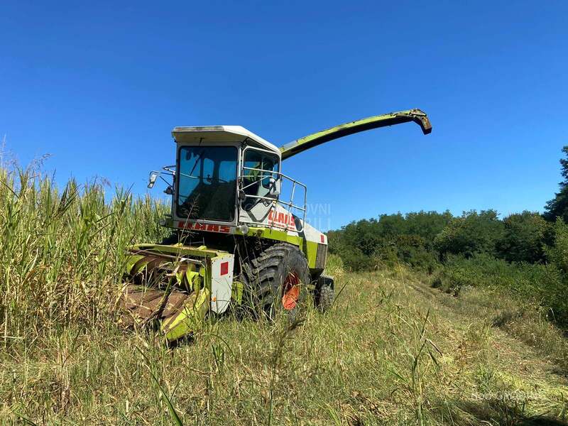 Claas Jaguar 690