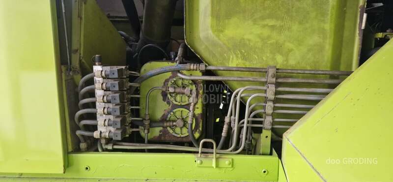 Claas Jaguar 690