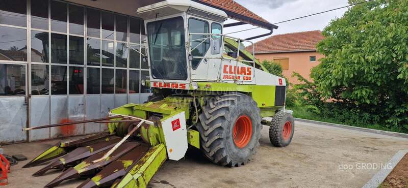 Claas Jaguar 690