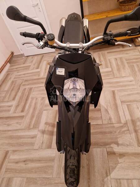 KTM 950 SM