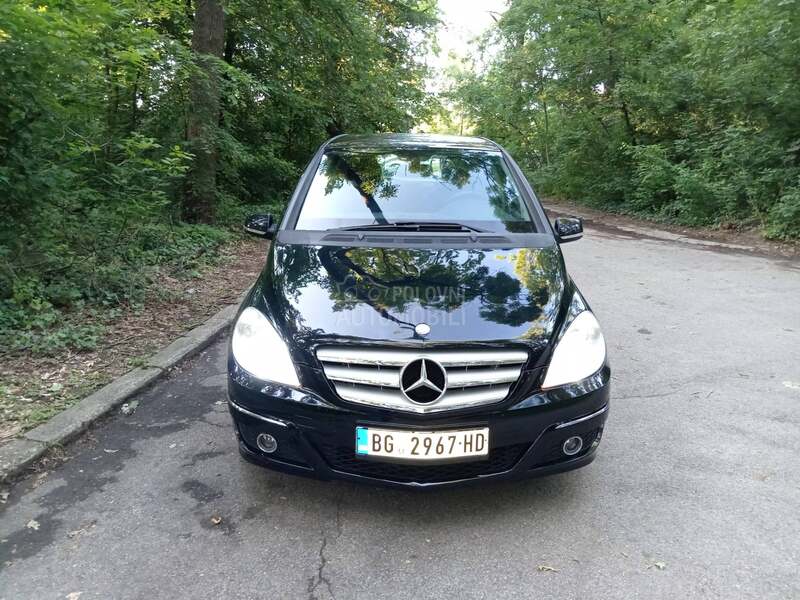 Mercedes Benz B 200 