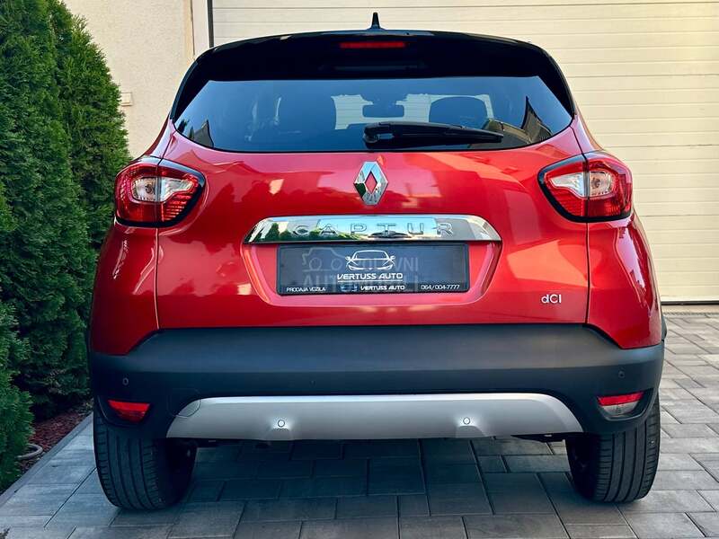 Renault Captur 1.5DCI/HELLY HANSEN