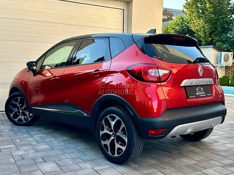 Renault Captur 1.5DCI/HELLY HANSEN