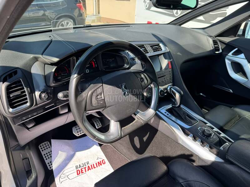 Citroen DS5 XEN / LED / PANO