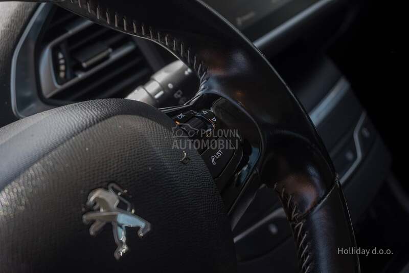 Peugeot 308 1.6HDI Nav Led