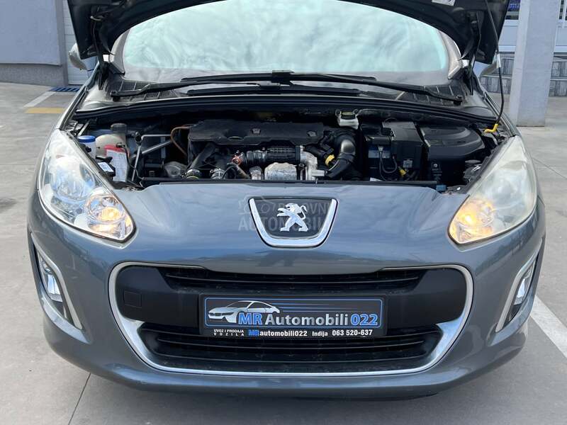 Peugeot 308 1.6HDi ACCESS/PANORA