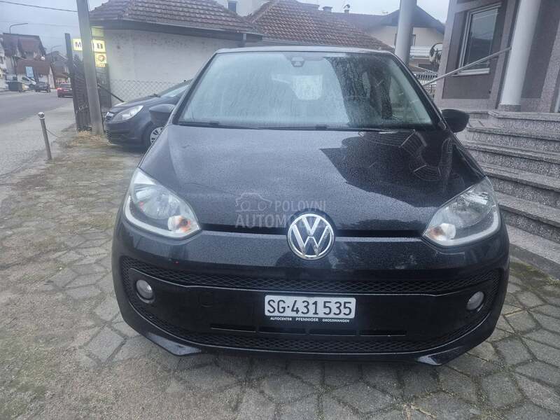 Volkswagen up! 1.0 2013